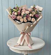 Букет цветов из:  Розы и Лизиантусы в Кендже-Кулаке