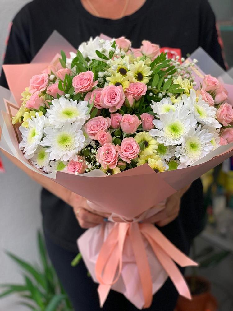 Букет цветов из: Розы и Хризантемы в Кендже-Кулаке