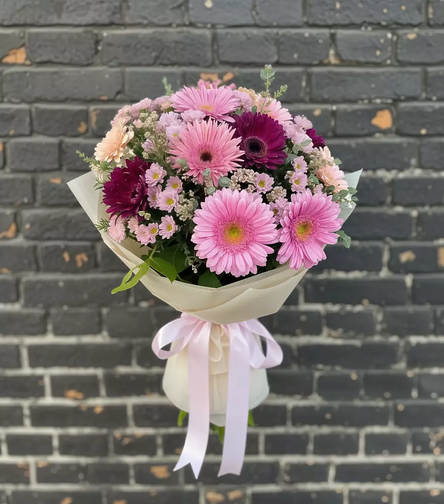 Букет цветов из: Герберы и Хризантемы в Кендже-Кулаке