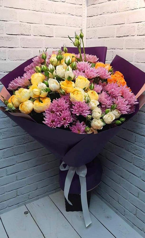 Букет цветов из: Хризантемы и Розы в Кендже-Кулаке