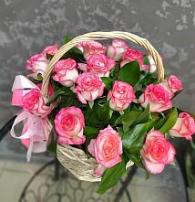Цветочная композиция из Розы в корзине в Кендже-Кулаке