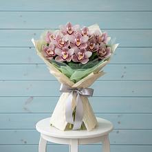 Букет цветов из:  Орхидеи и Розы в Кендже-Кулаке