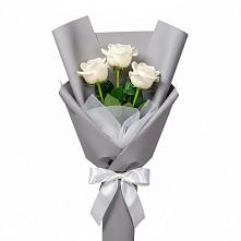Букет 3 белые розы в Кендже-Кулаке