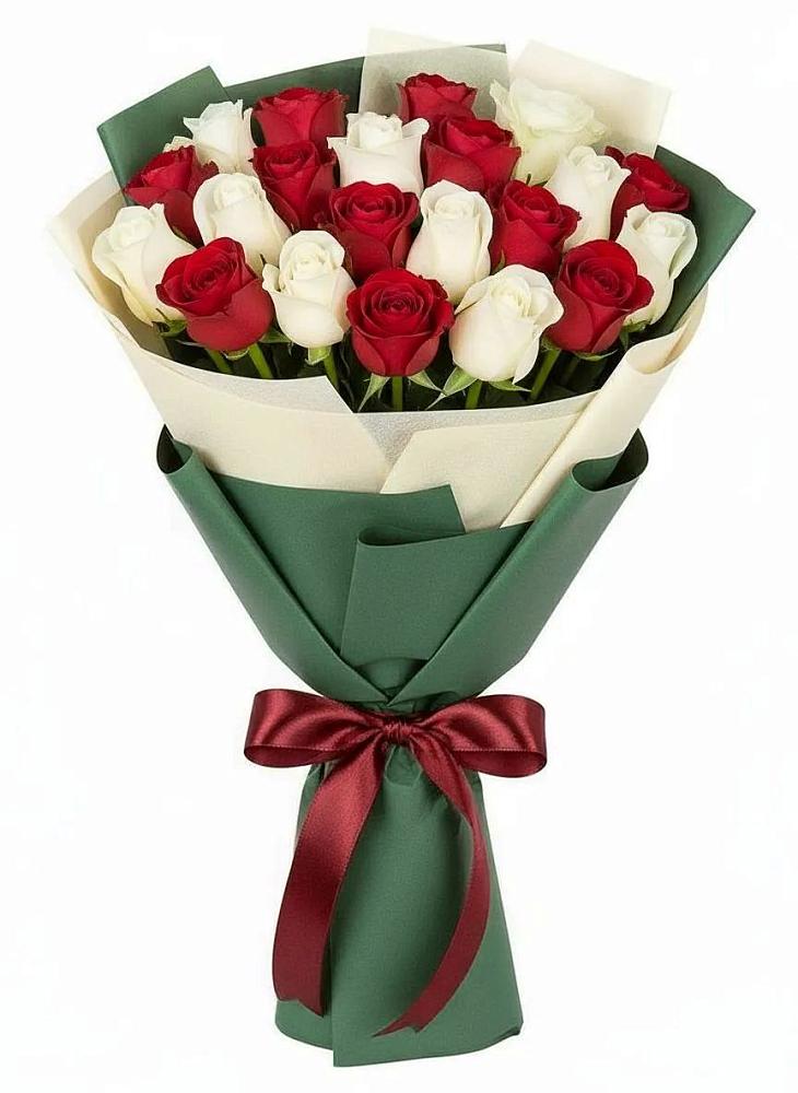 Букет Микс из красных и белых роз в Кендже-Кулаке