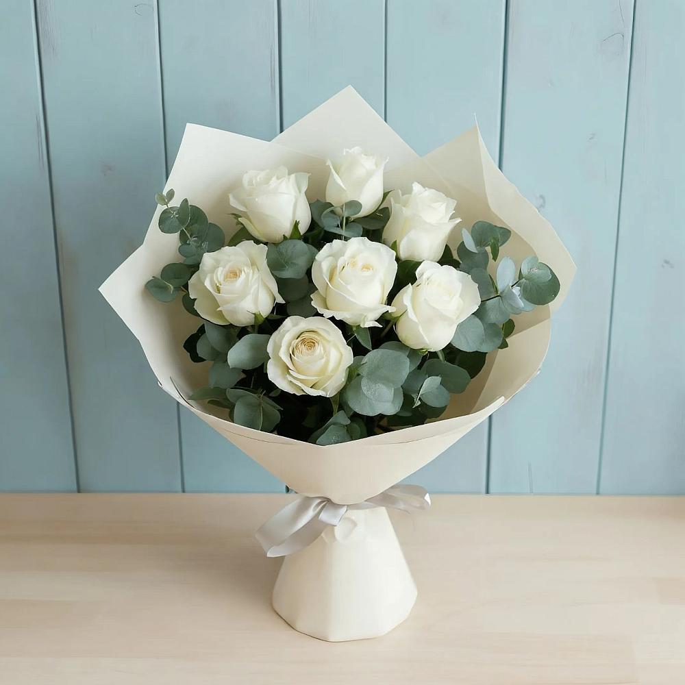 Букет Белые розы в Эвкалипте в Кендже-Кулаке