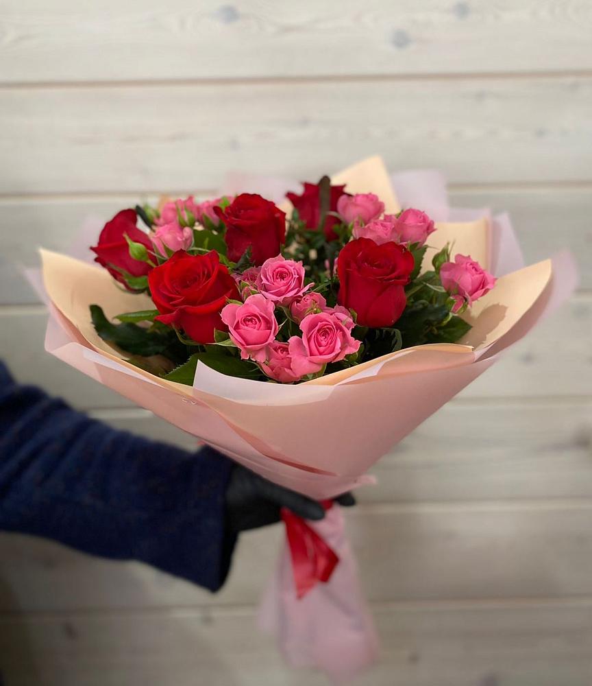 Букет цветов из: Розы в Кендже-Кулаке